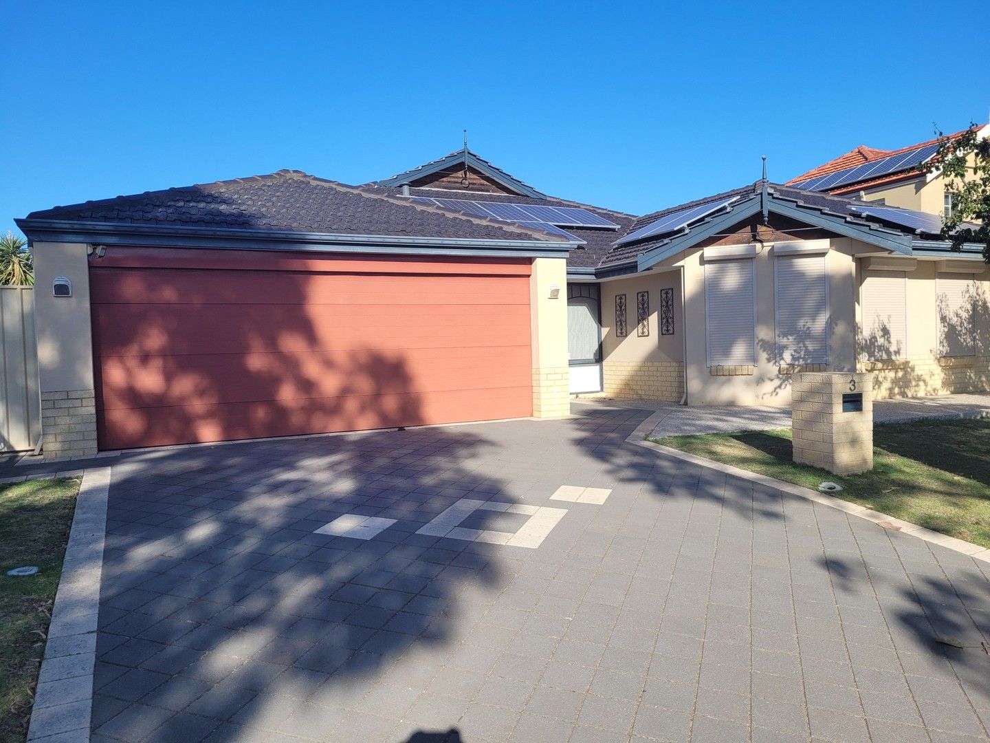 4 bedrooms House in 3 COTONEASTER RAMBLE STIRLING WA, 6021