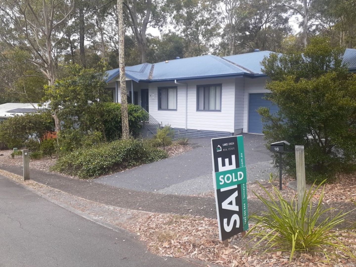 16 Nine Acres Way, Murrays Beach Property History & Address Research