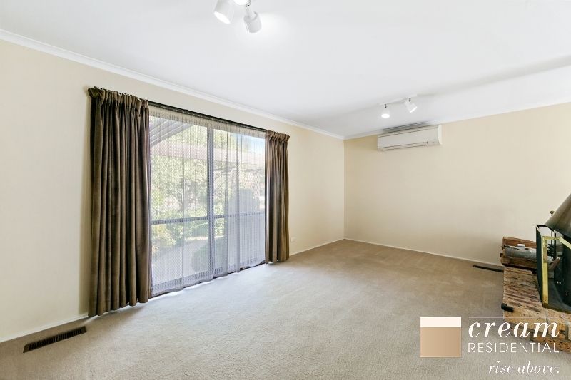 83 Buvelot Street, Weston ACT 2611, Image 2