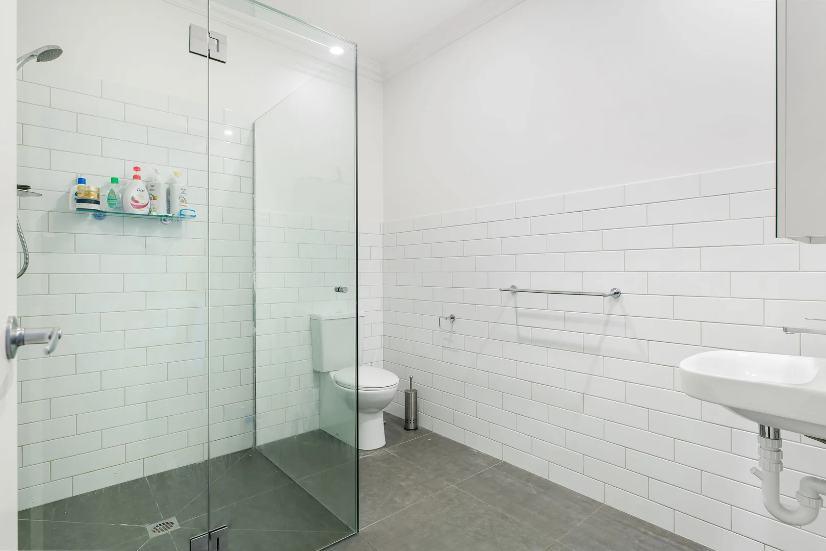 Additional image 4 of Apartment 2 5/8 Dale St, Kennington VIC 3550