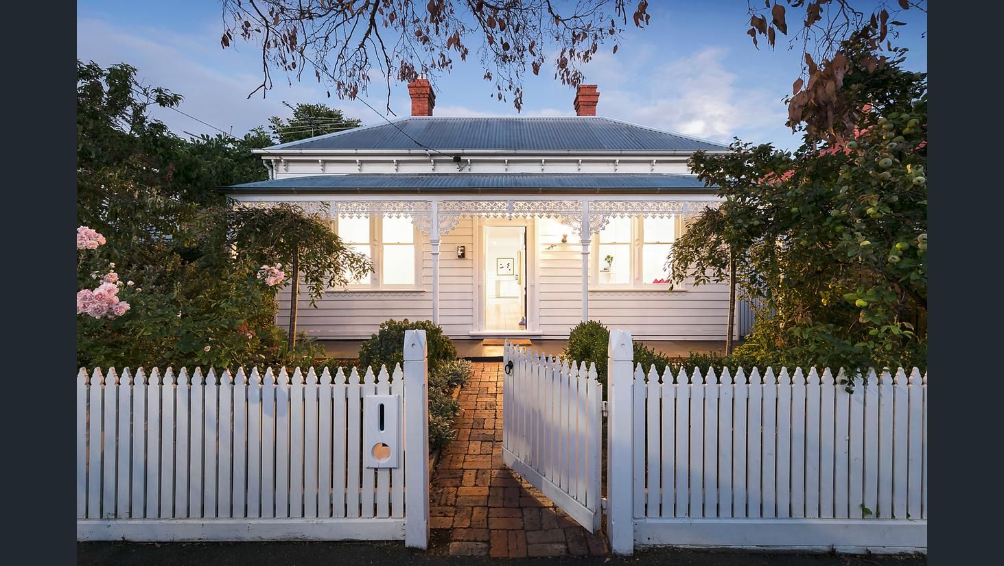 3 bedrooms House in 15 Burnell Street BRUNSWICK WEST VIC, 3055