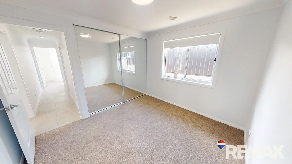 Additional image 8 of 2/21 Hilton Place, Junee NSW 2663