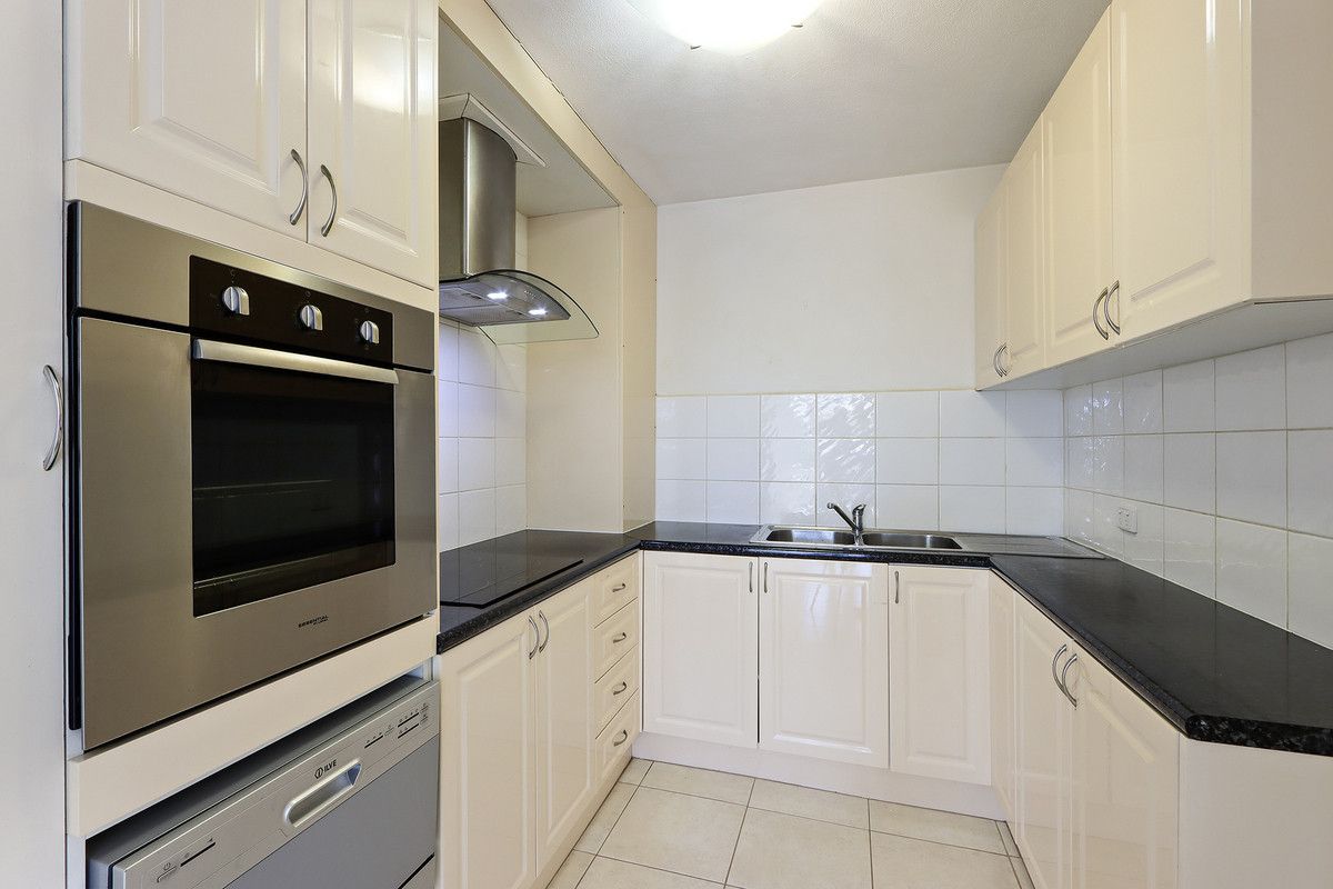 2 bedrooms Apartment / Unit / Flat in 35/143 Onslow Road SHENTON PARK WA, 6008