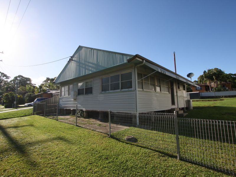 14 High Street, MARMONG POINT NSW 2284, Image 0