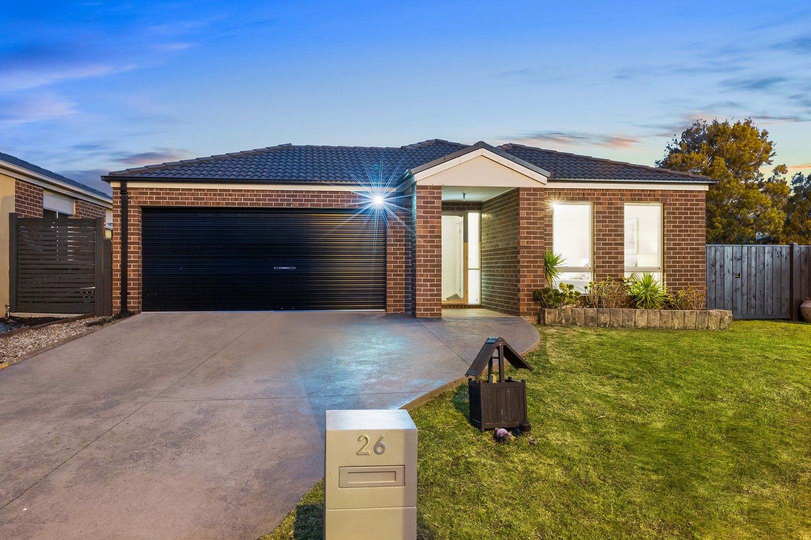 4 bedrooms House in 26 Hayton Park Boulevard CRANBOURNE WEST VIC, 3977