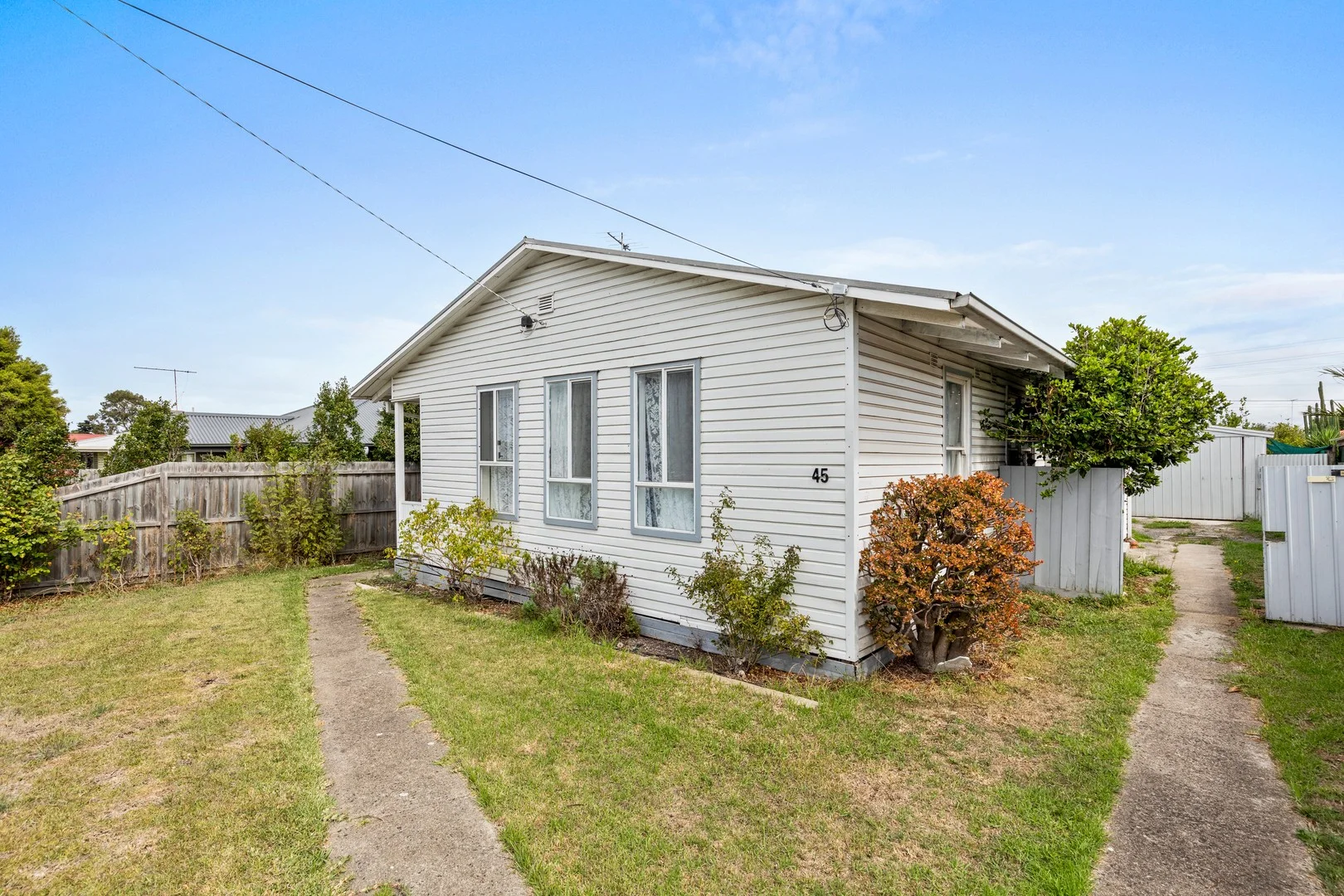 45 Waitara Grove, Norlane VIC 3214