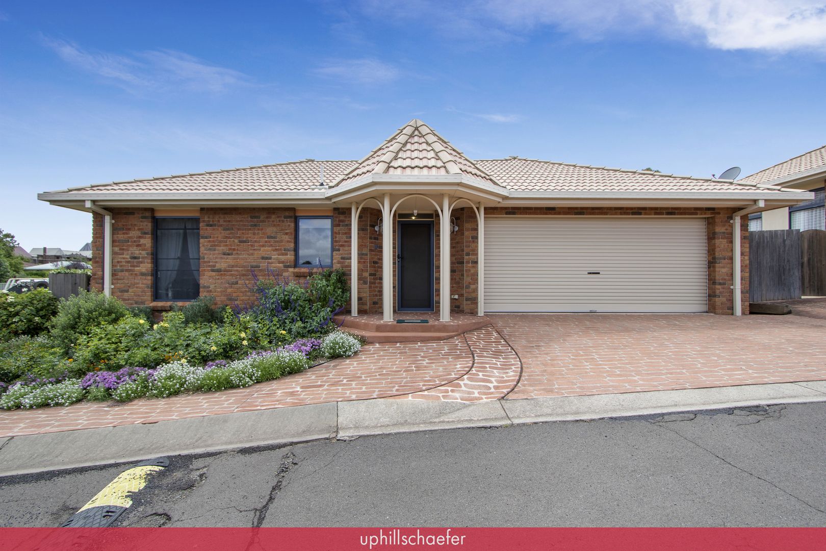 10/161a Brown Street, Armidale NSW 2350, Image 2