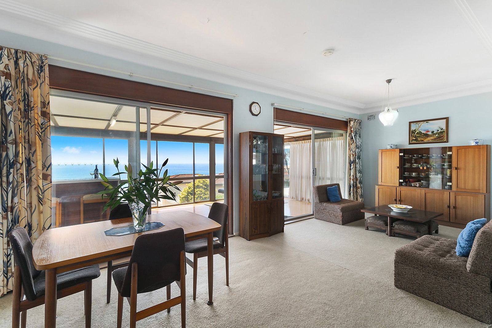 10 Seaview Avenue, Curl Curl NSW 2096, Image 2