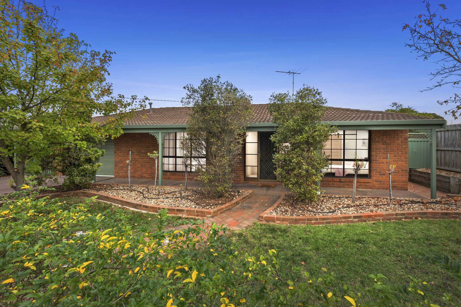 2 Lansdowne Court, Grovedale VIC 3216, Image 0