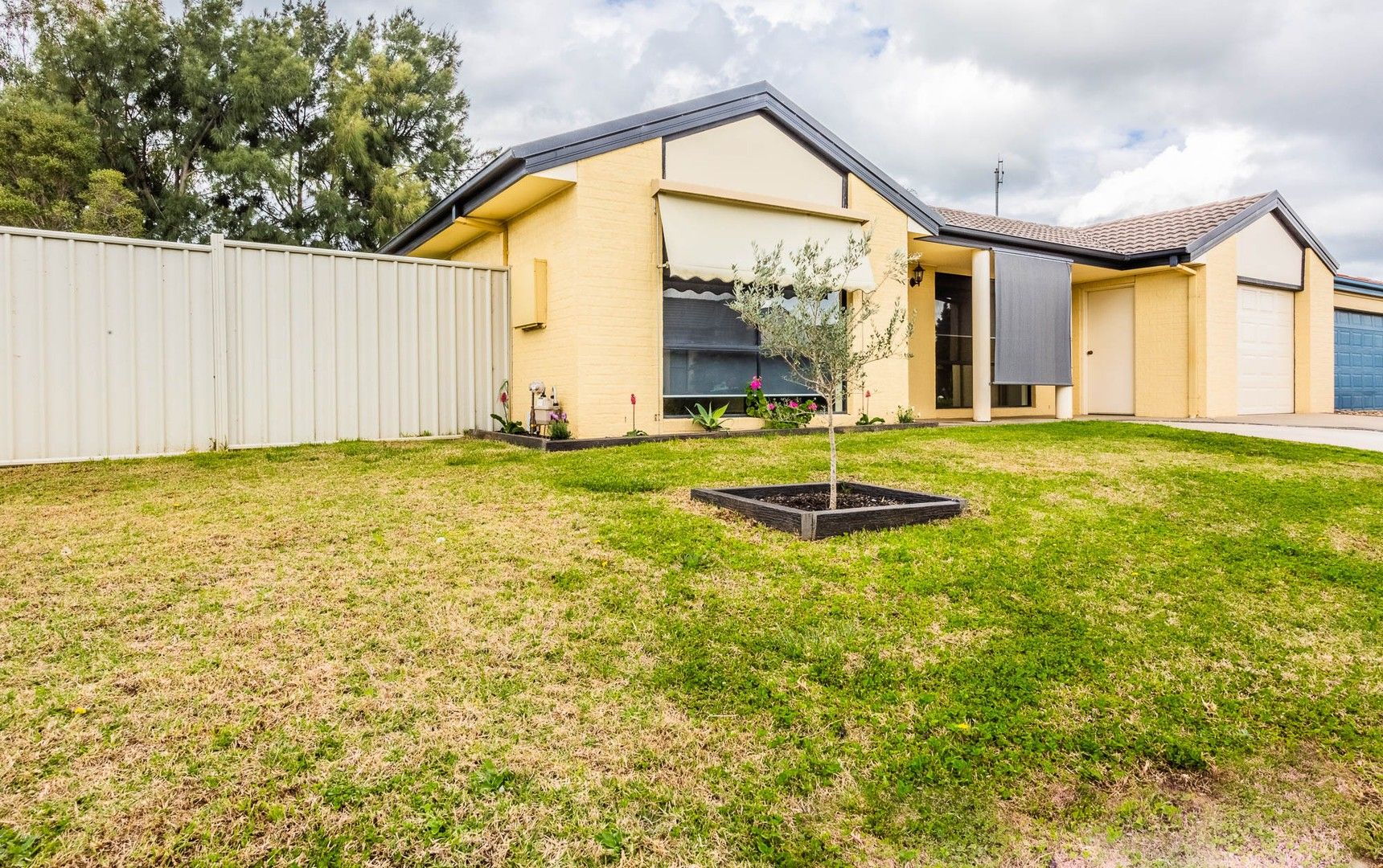 3 bedrooms House in 1 Emu Court MOAMA NSW, 2731