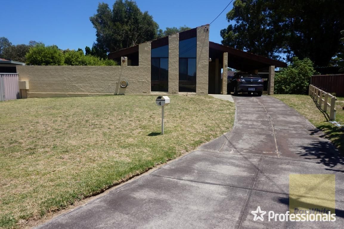 3 bedrooms House in 4 Erica Street KELMSCOTT WA, 6111