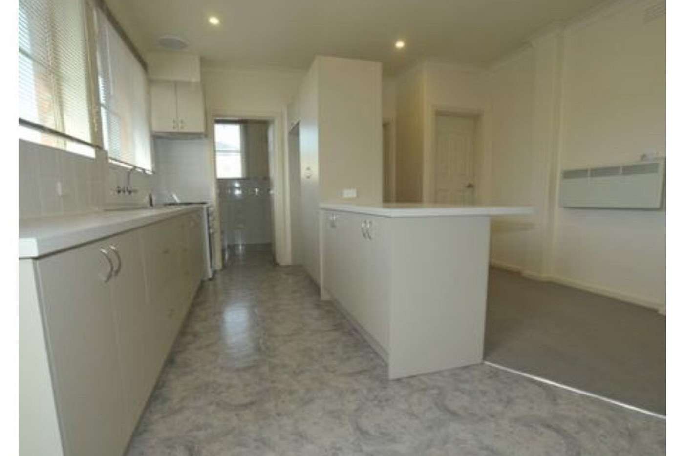 3 bedrooms Apartment / Unit / Flat in 1/1398 High Street MALVERN VIC, 3144