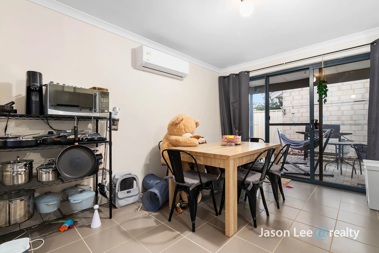 Image 12