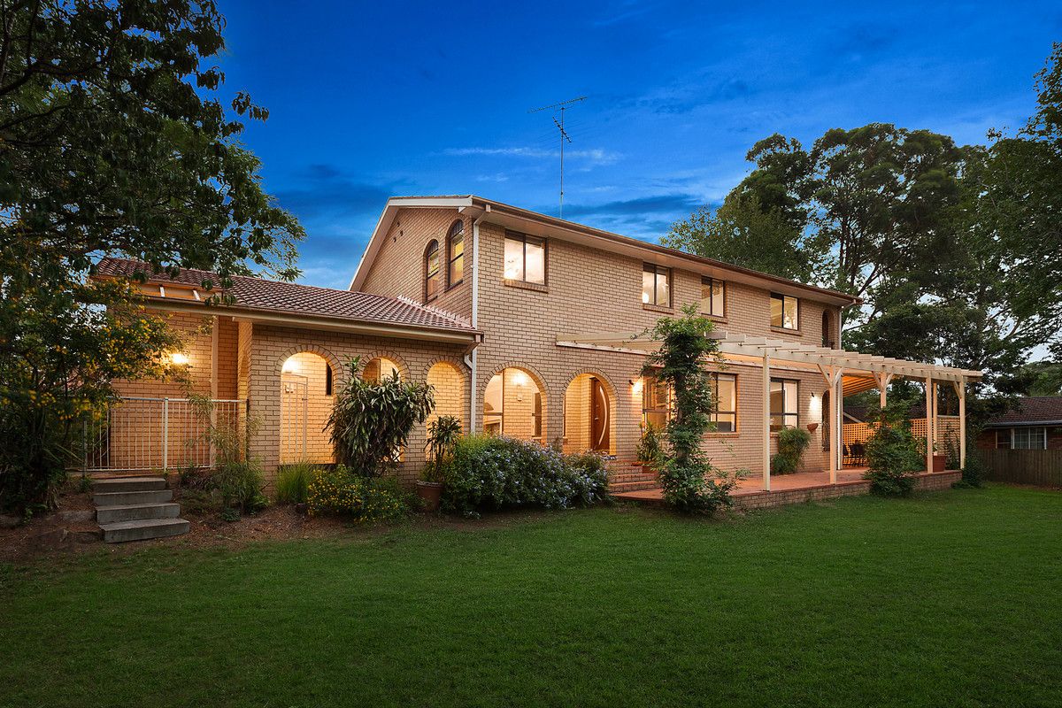 17 Woodvale Place, Castle Hill NSW 2154