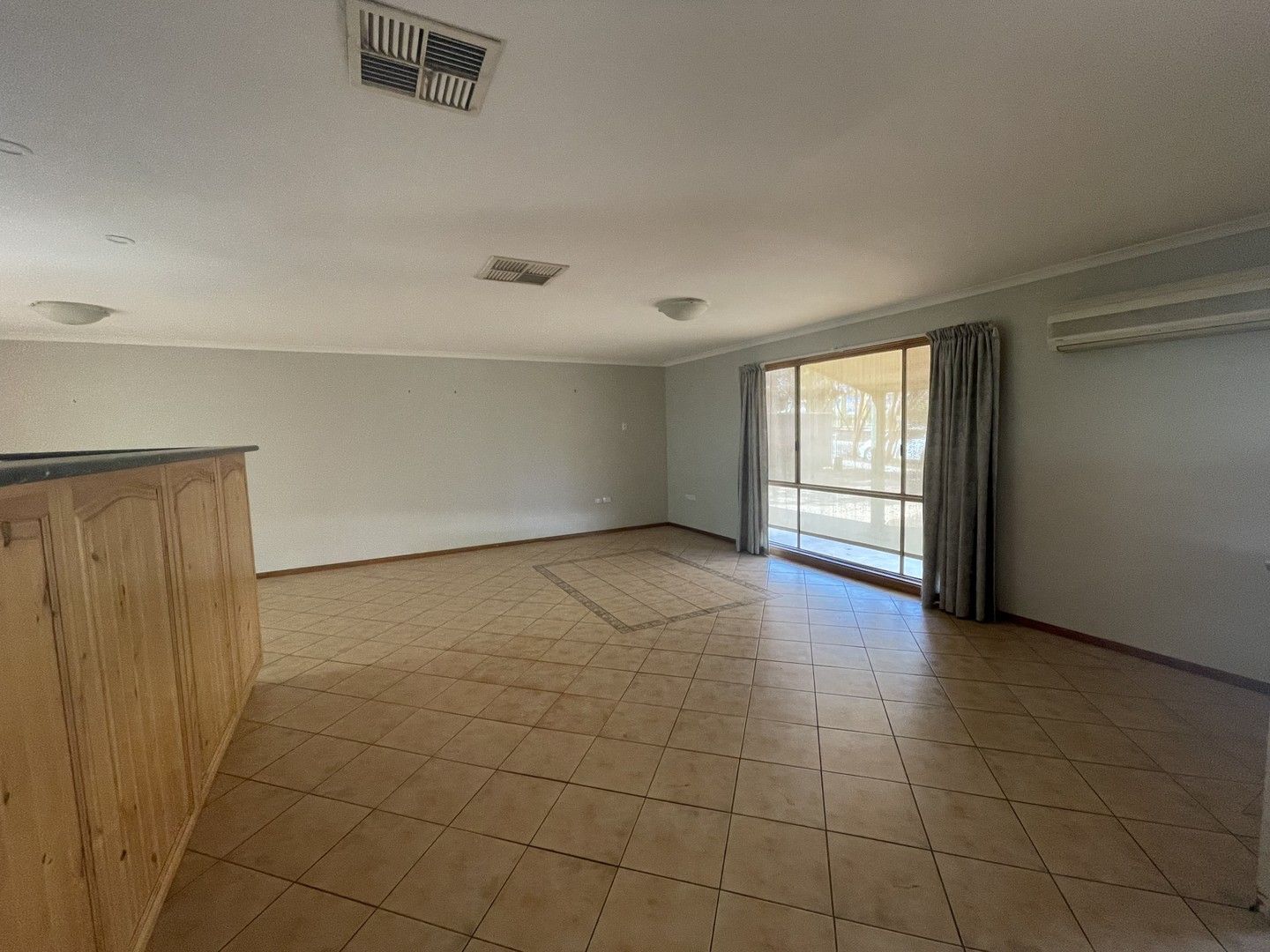 19 ARCOONA, Roxby Downs SA 5725 House For Rent 390 Domain