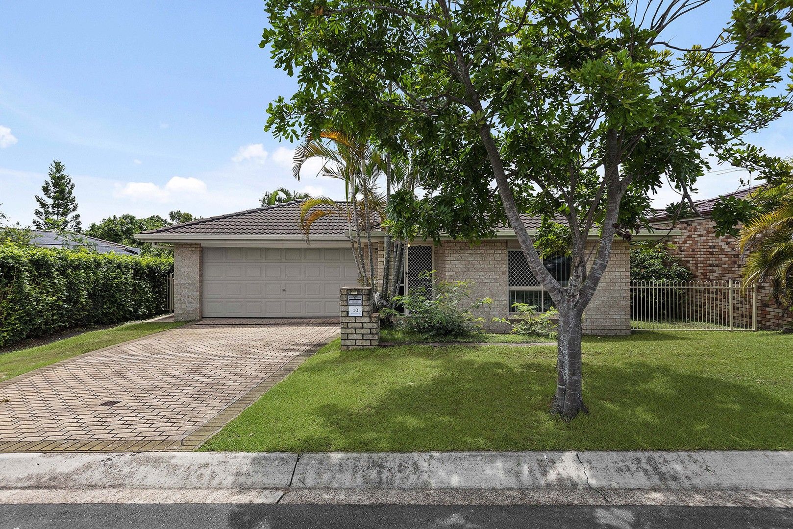 10 Beauchamp Street, Seventeen Mile Rocks QLD 4073, Image 1