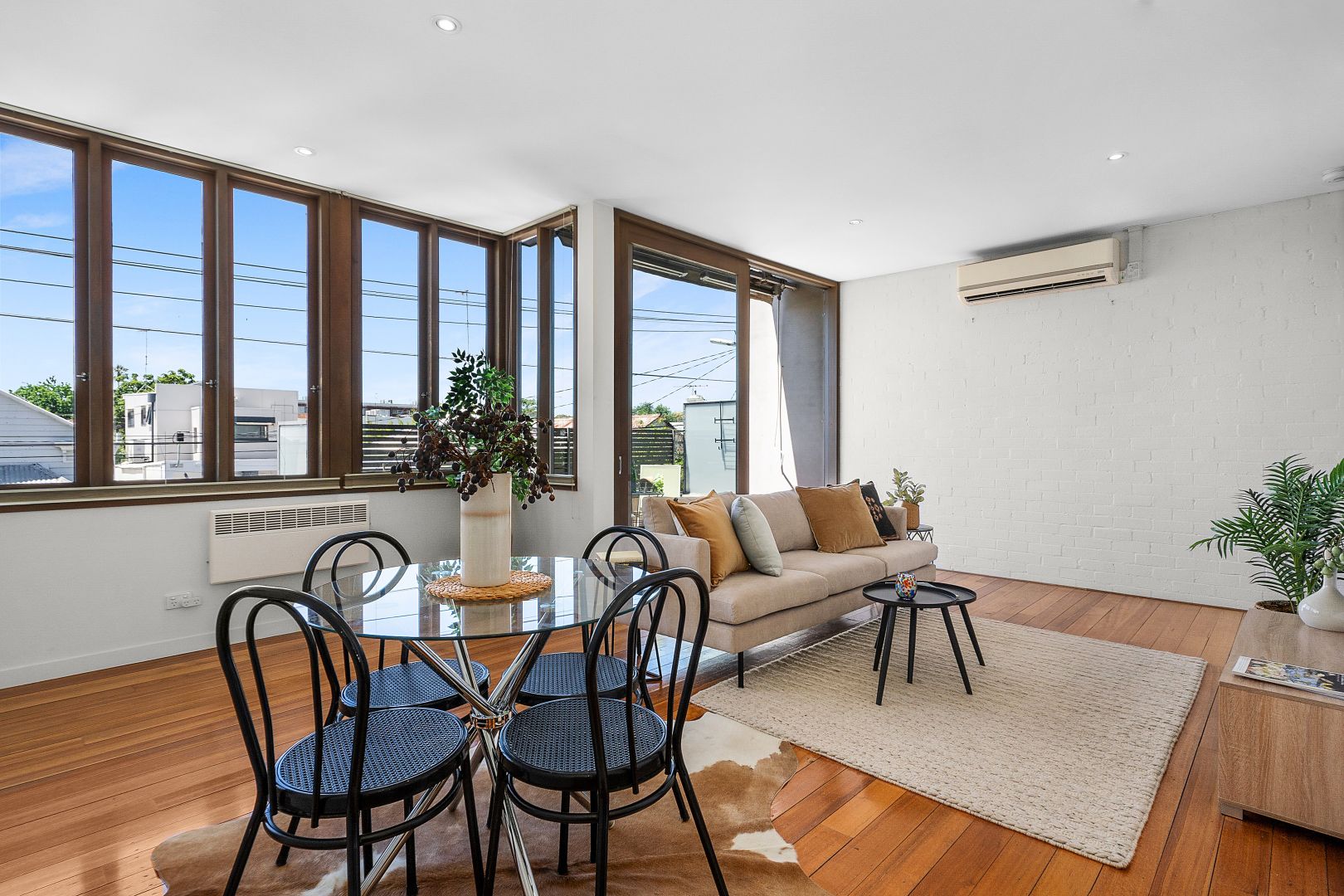 7 Young Street, St Kilda East VIC 3183, Image 2