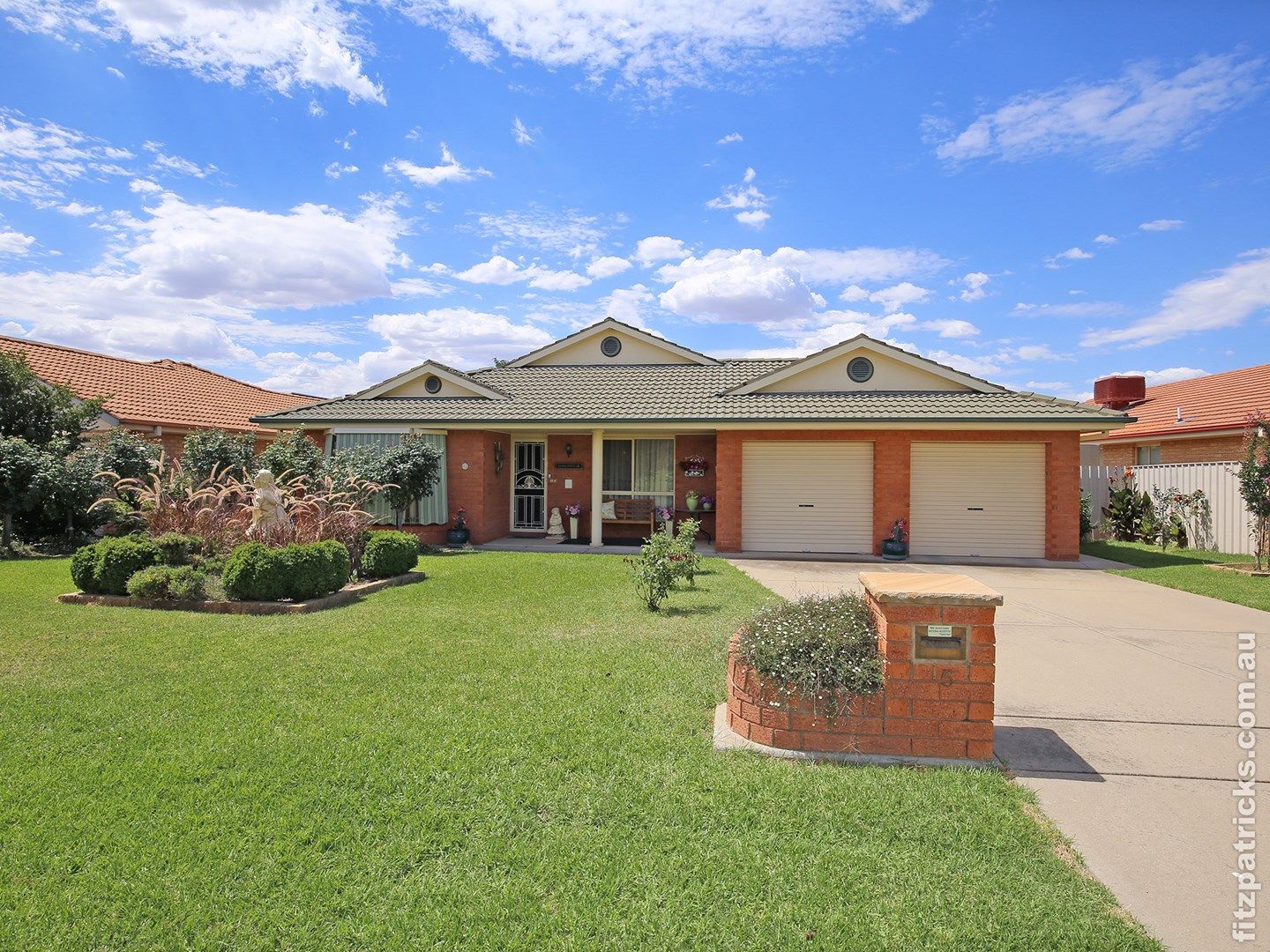 15 Wonkana Road, Glenfield Park NSW 2650, Image 0