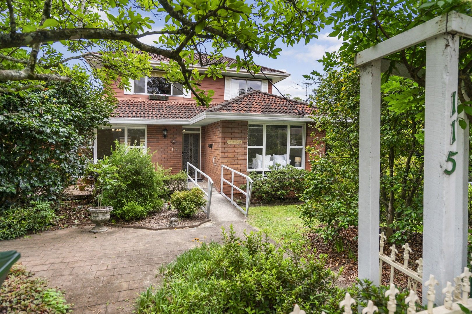 4 bedrooms House in 115 Glenbrook Road BLAXLAND NSW, 2774