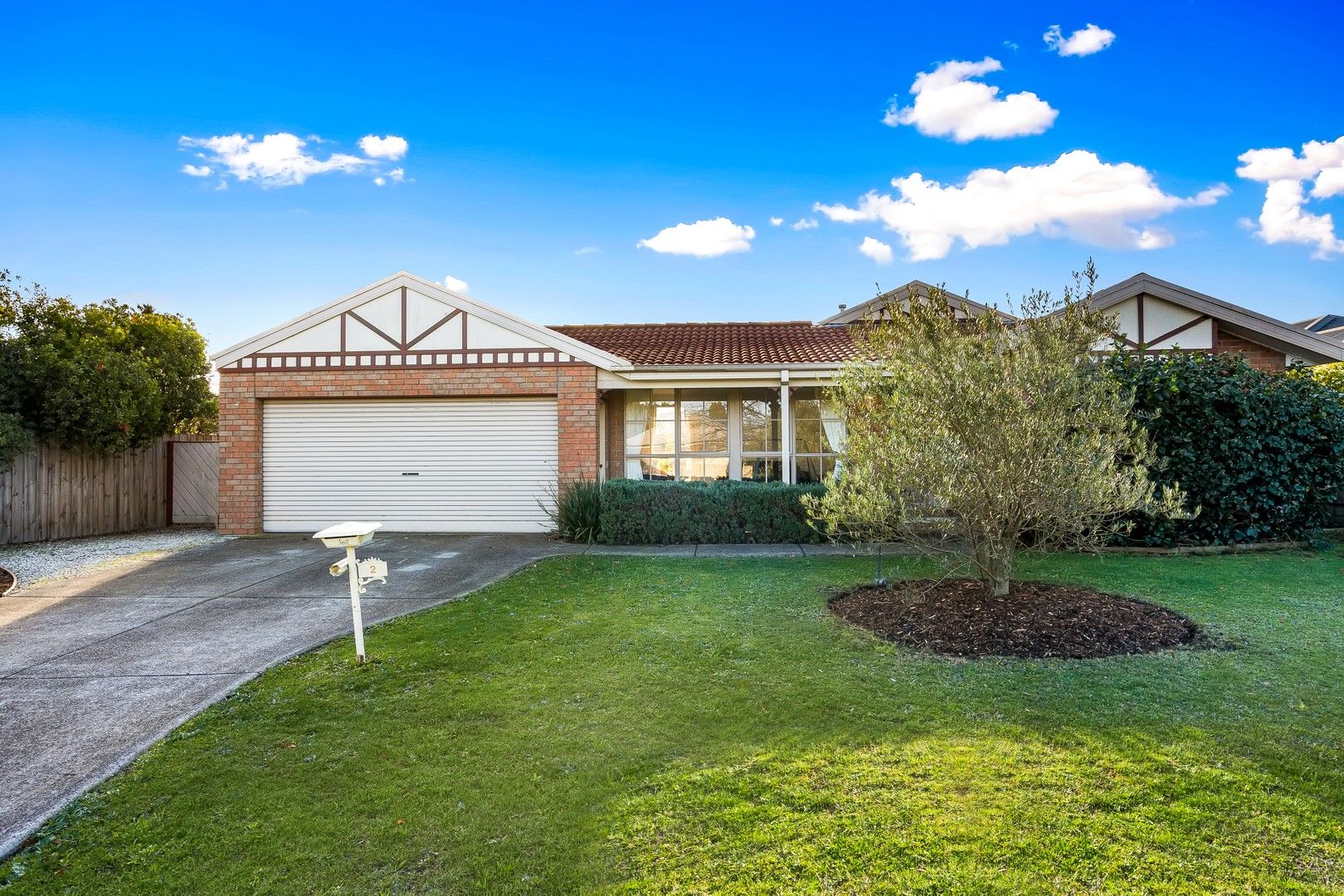 2 Sunny Park Close, Gisborne VIC 3437, Image 0