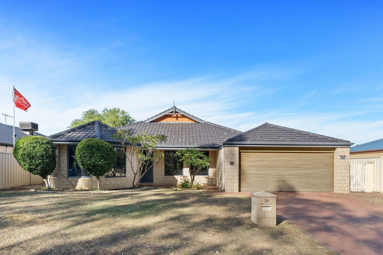 4 bedrooms House in 54 Shannon Ramble GOSNELLS WA, 6110