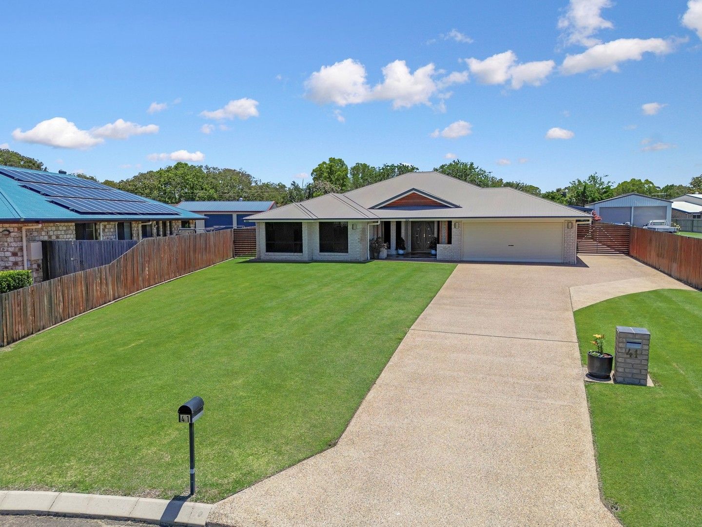 41 Lakeview Drive, Bundaberg North QLD 4670, Image 0