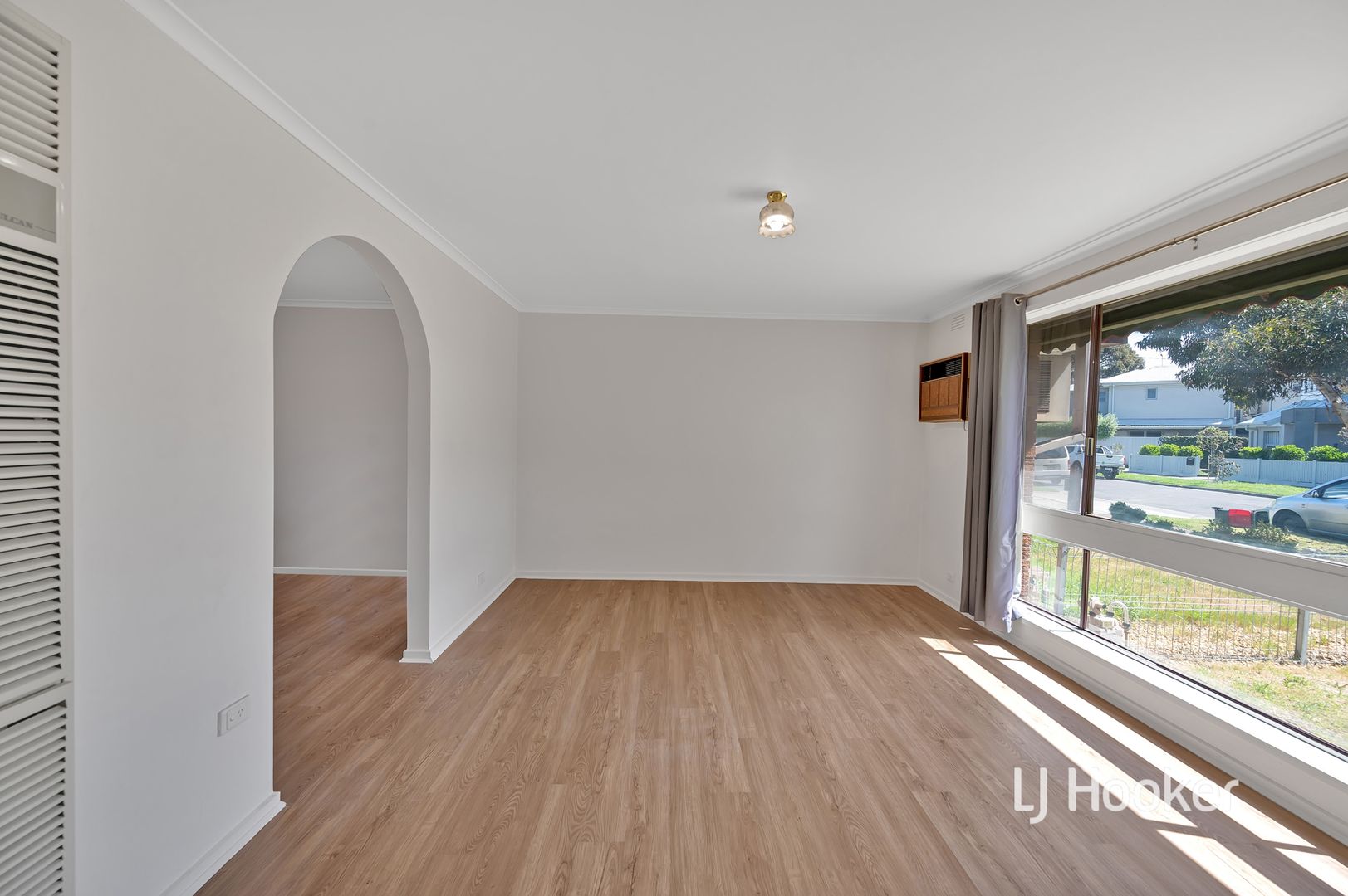 2/1 Ronald Avenue, Altona North VIC 3025, Image 2