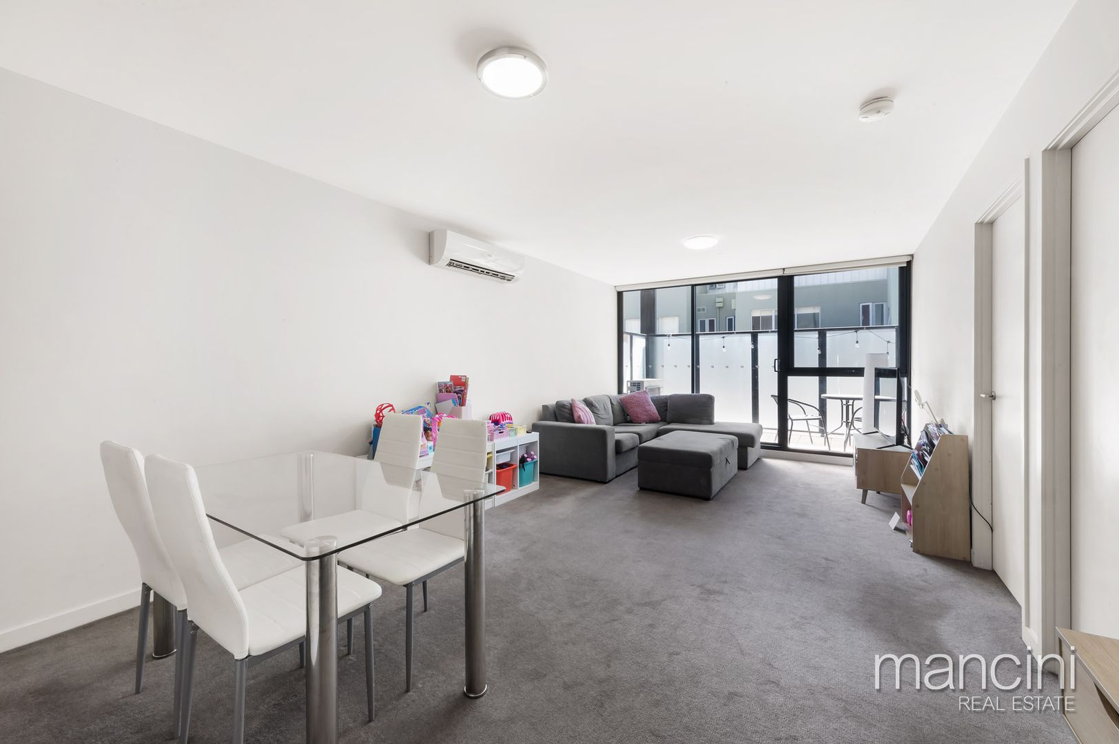 105/113 Pier Street, Altona VIC 3018, Image 2