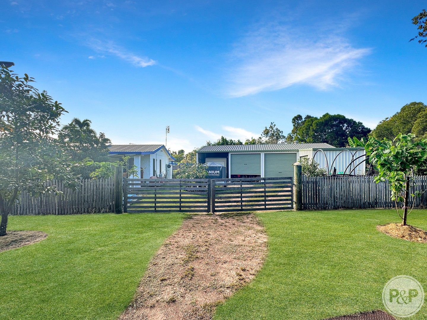 2 Tracey Street, Balgal Beach QLD 4816, Image 0