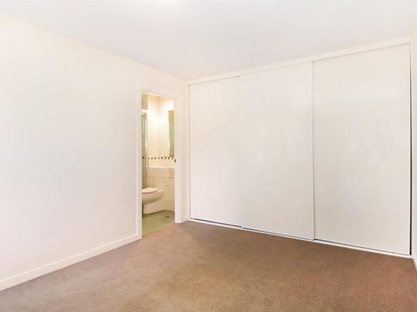 19 Cedar Place, South Coogee NSW 2034, Image 2
