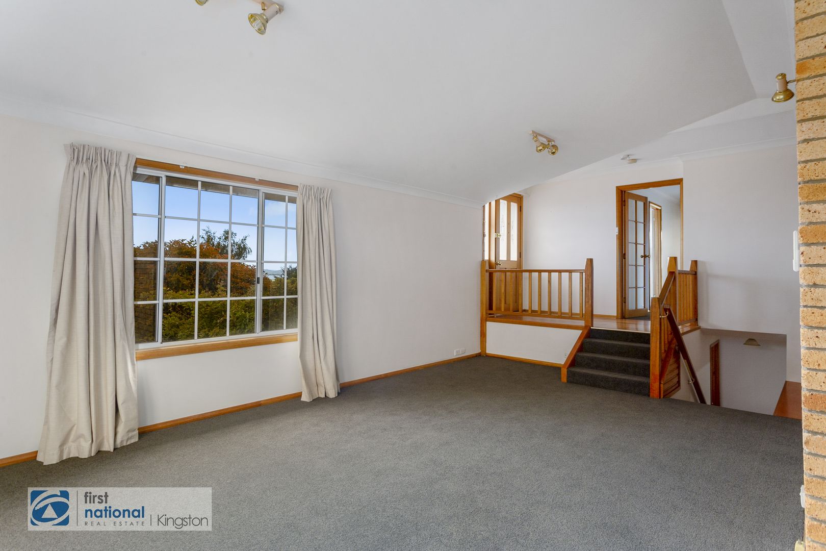 4 Amberley Court, Blackmans Bay TAS 7052, Image 2