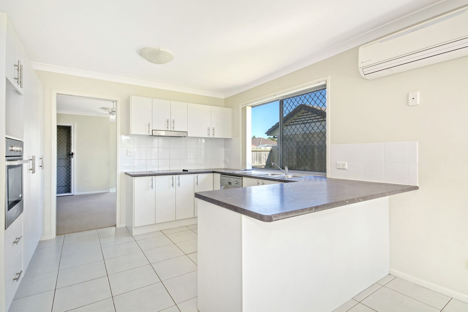 2 Russo Court, Rothwell QLD 4022, Image 2