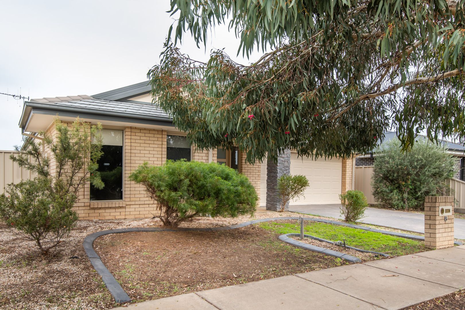 18 CIMMARON WAY, Kialla VIC 3631, Image 1