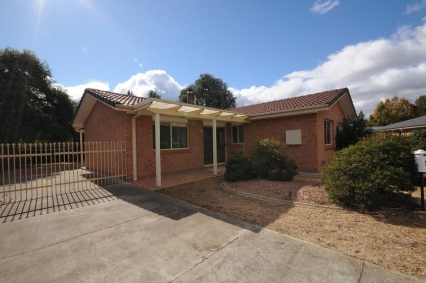 16 Augustus Close, Palmerston ACT 2913 House For Rent Domain