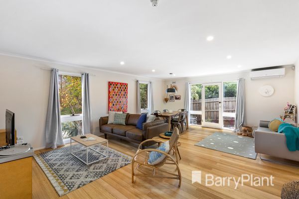 4 Murray Court, Werribee VIC 3030, Image 2