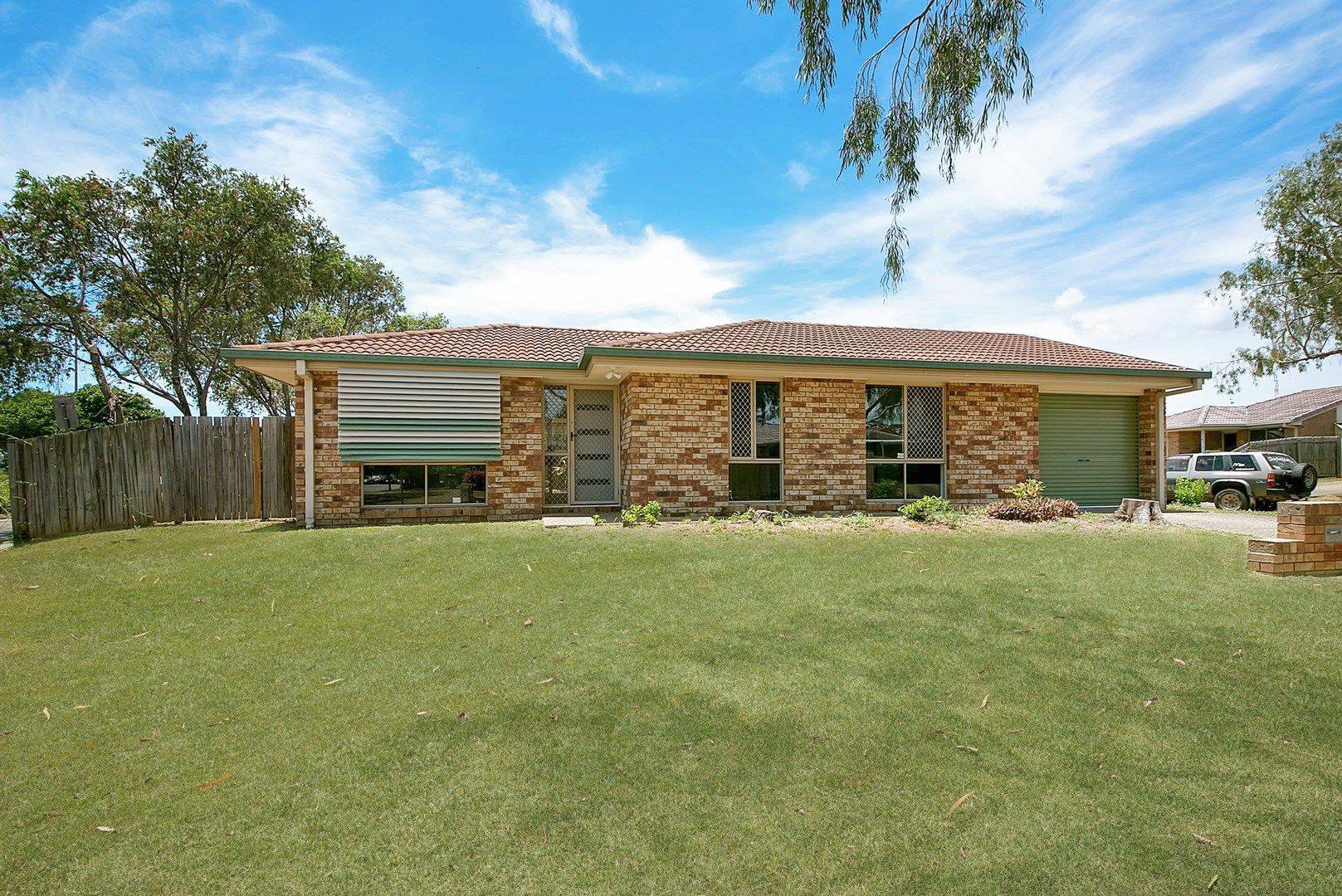 3 bedrooms House in 2 Boronia Place FITZGIBBON QLD, 4018
