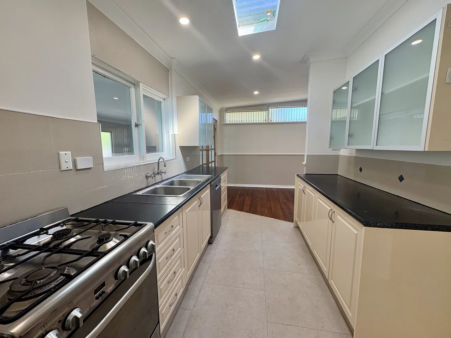 Additional image 5 of 12 Cowan Street, Maddington WA 6109