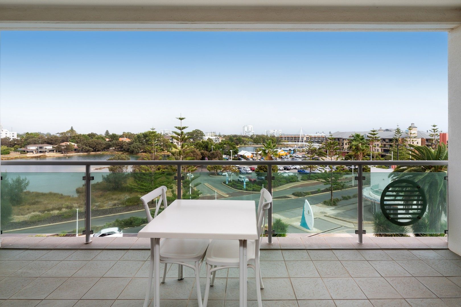 302/16 Dolphin Drive, Mandurah WA 6210, Image 0