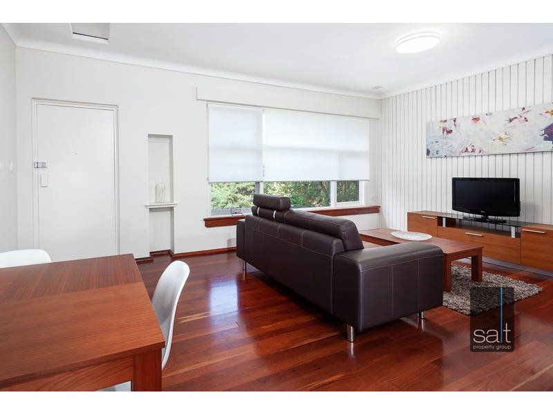 2 bedrooms Apartment / Unit / Flat in 2/718 Canning Highway APPLECROSS WA, 6153