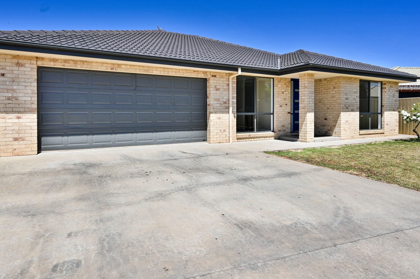 13 Graves Place, Griffith NSW 2680