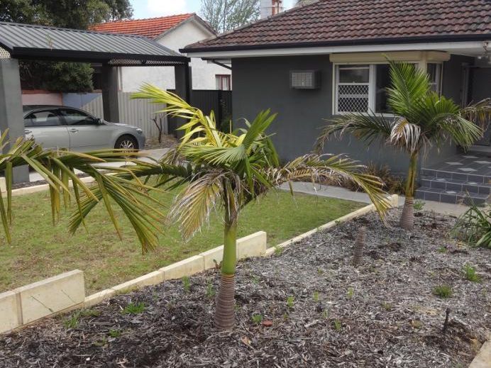3 bedrooms House in 13 Mentone Road BALGA WA, 6061