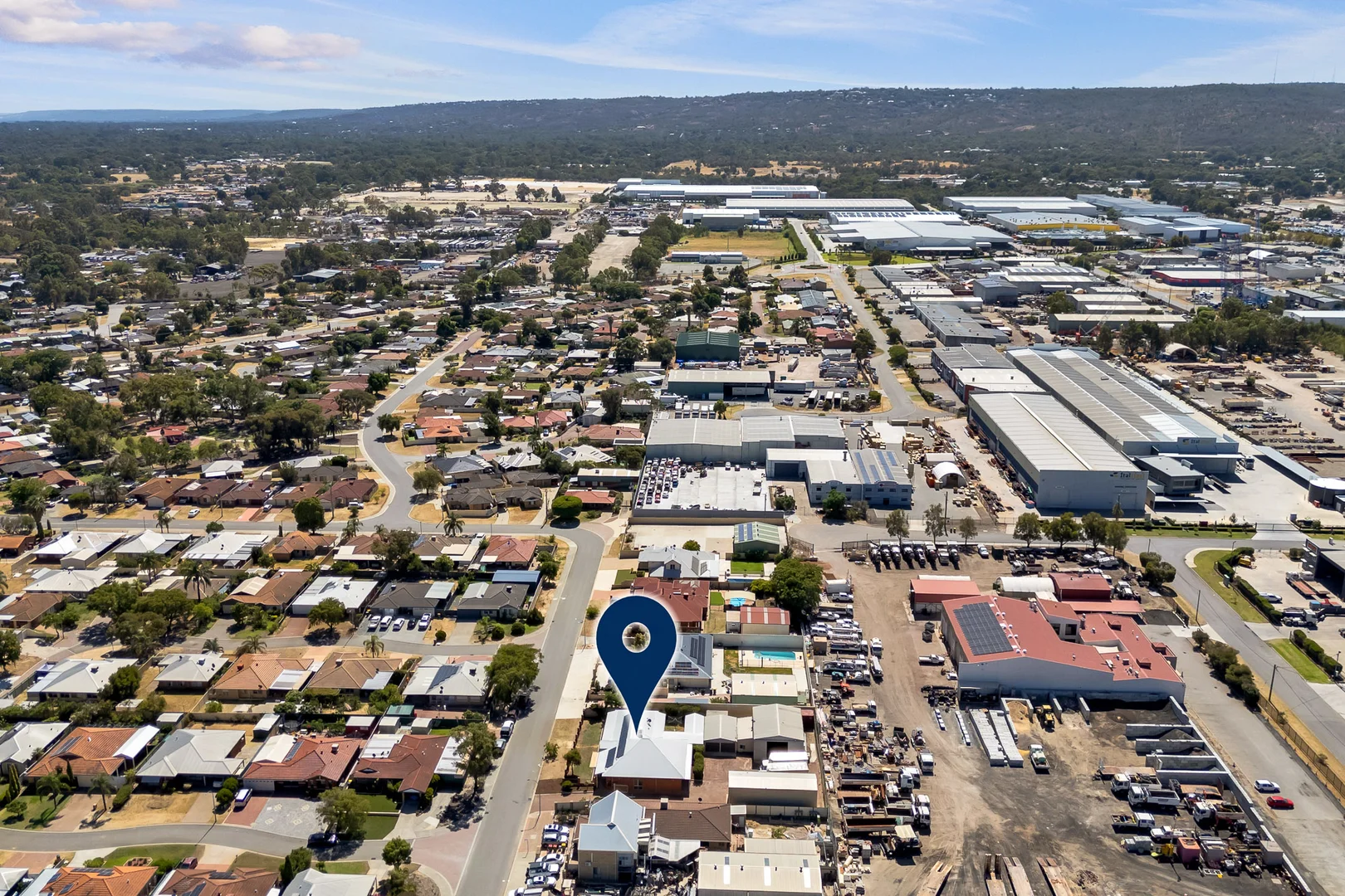 Additional image 34 of 8 Carpenteria Crescent, Kenwick WA 6107