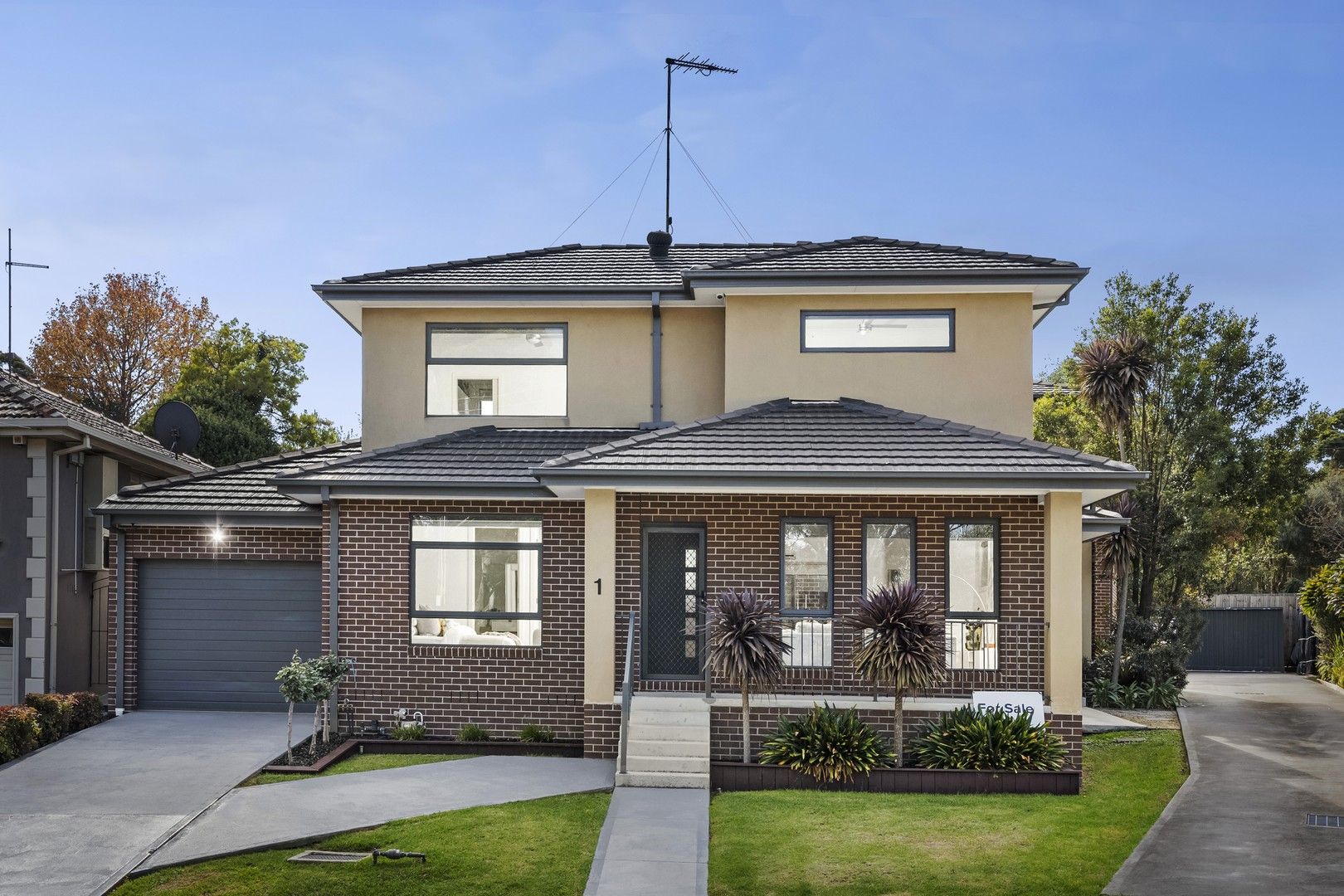 3 bedrooms Townhouse in 1/104 Roberts Road AIRPORT WEST VIC, 3042