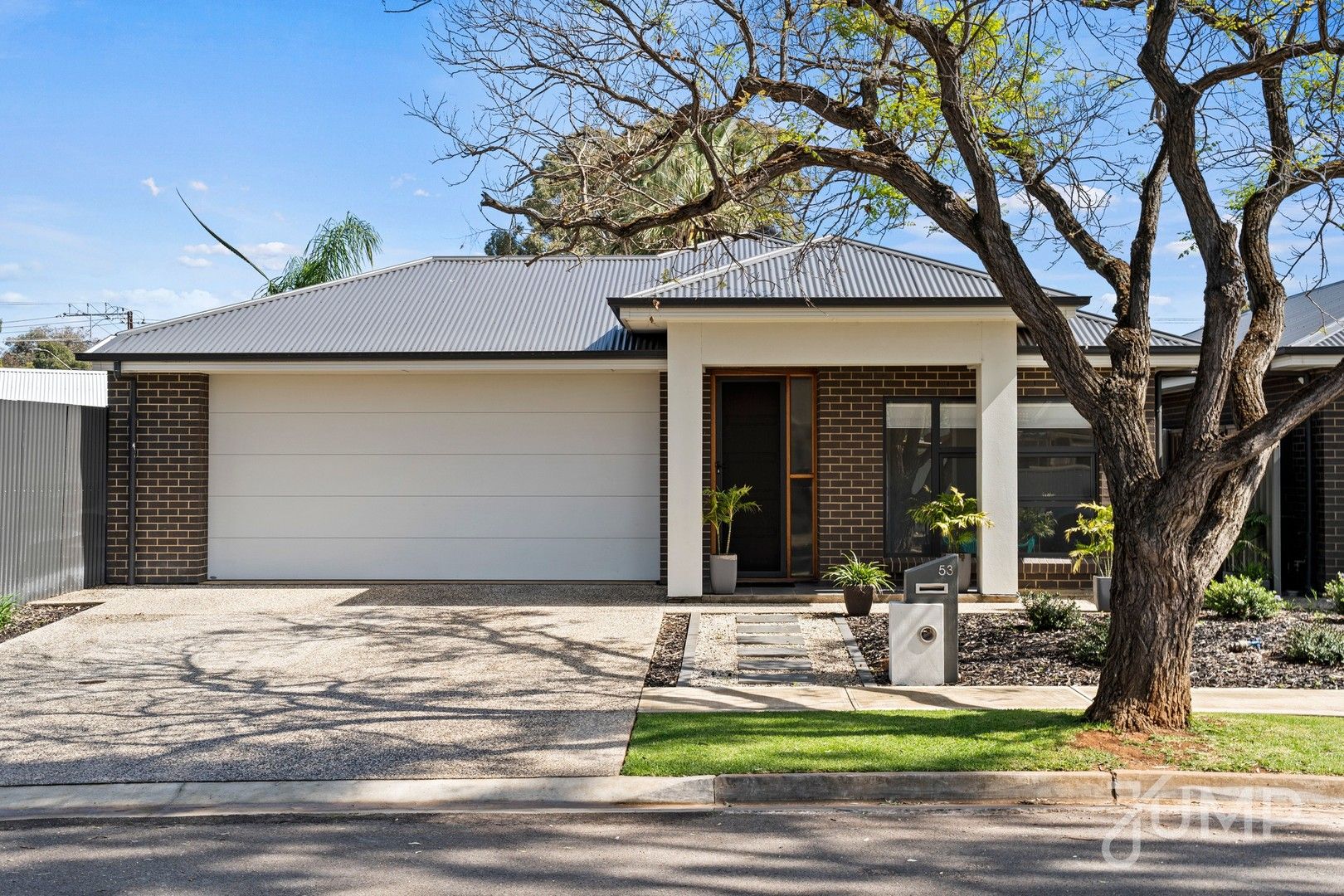 4 bedrooms House in 53 Caruso Crescent BRAHMA LODGE SA, 5109