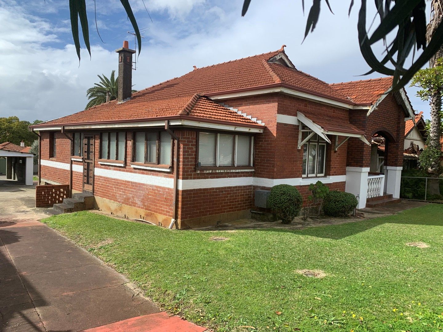 House in 142 Walcott Street, MOUNT LAWLEY WA, 6050