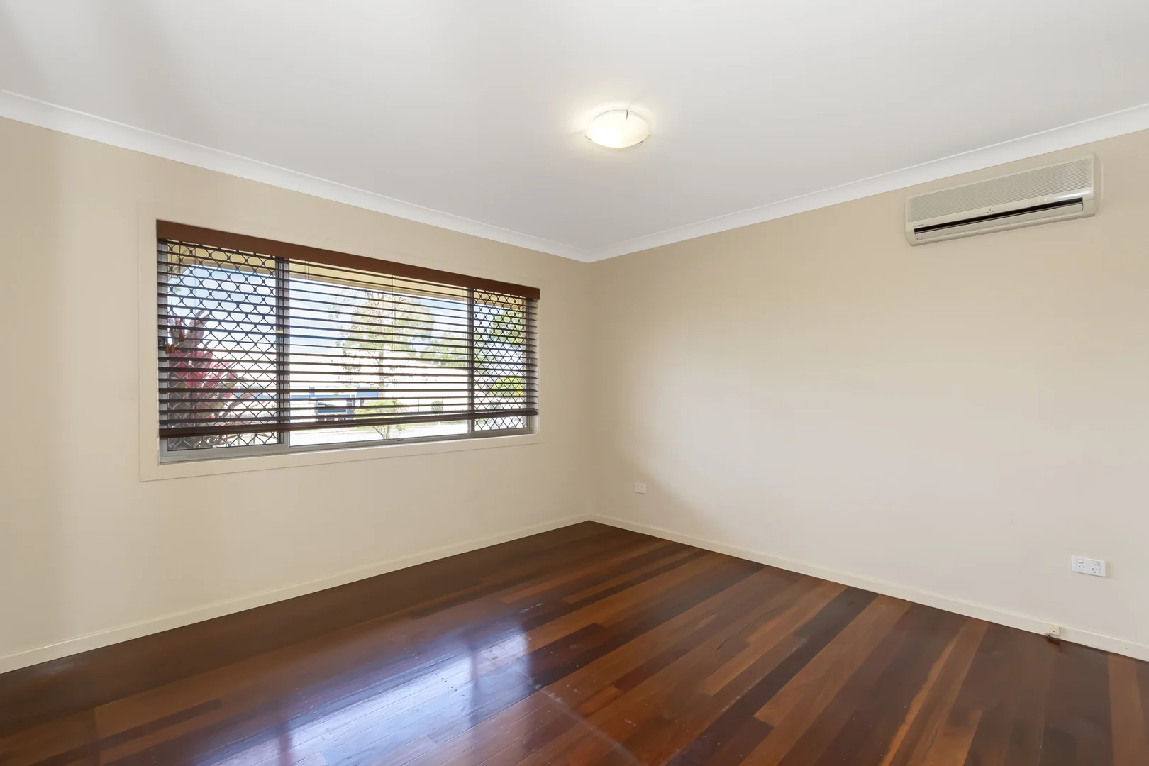Additional image 10 of 20 Brooke Avenue, Southport QLD 4215