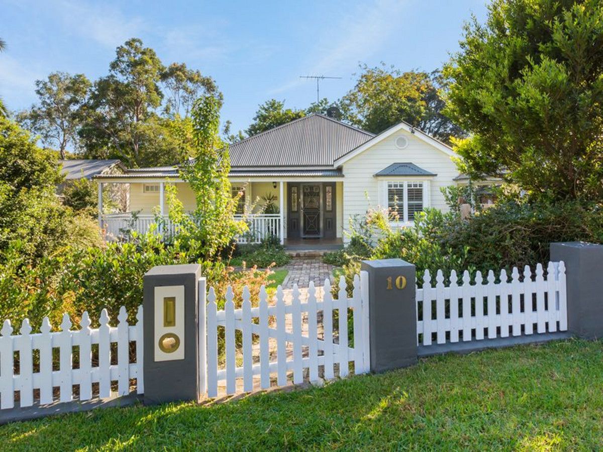 4 bedrooms House in 10 Leslie Road GLENBROOK NSW, 2773