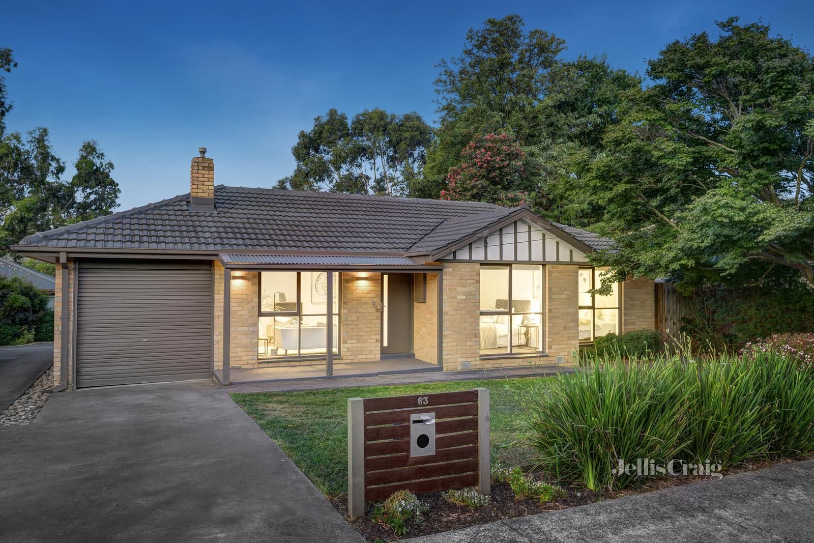 63 Dryden Concourse, Mooroolbark VIC 3138, Image 0