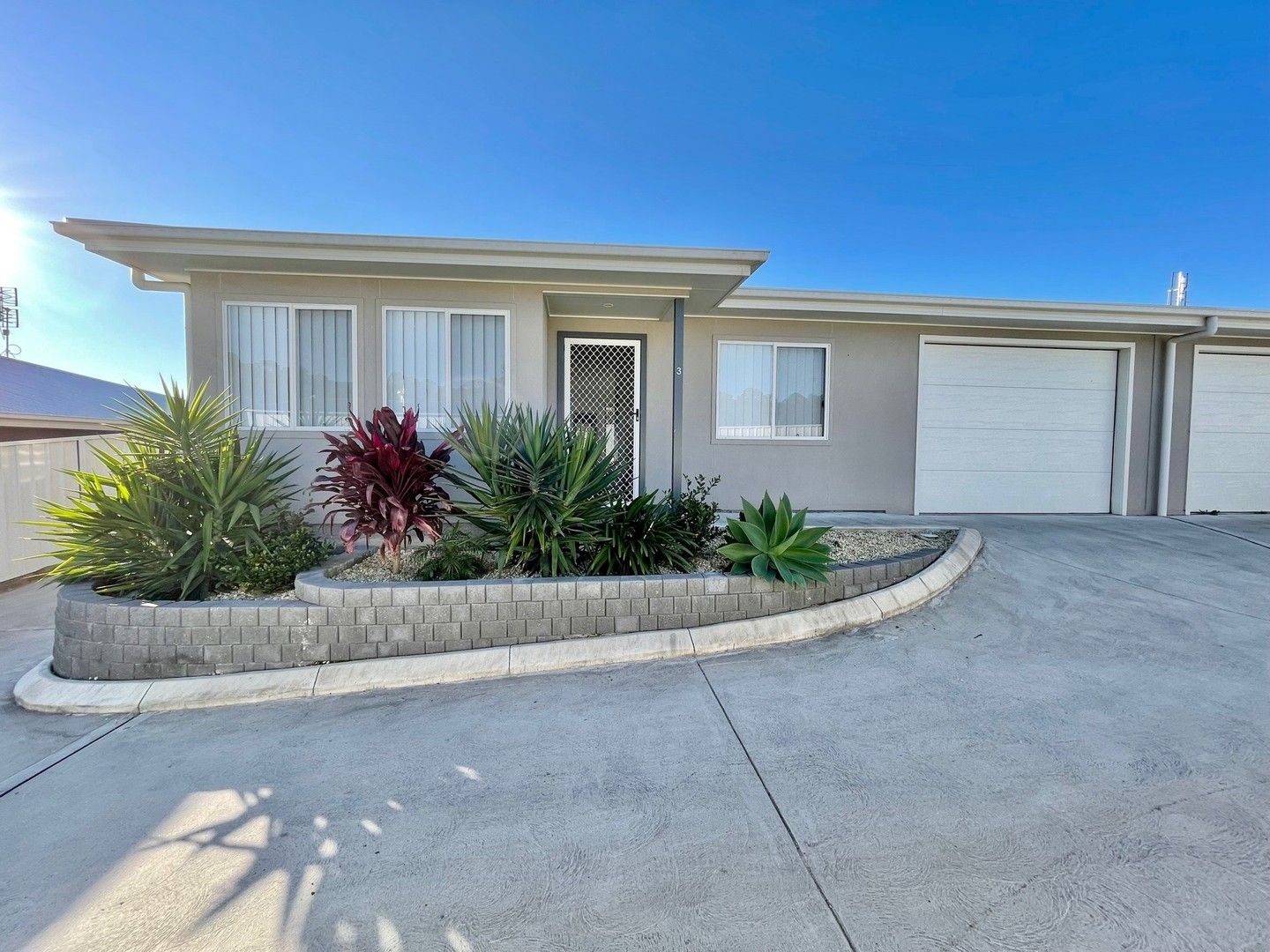 2 bedrooms House in 3/14 Gillies Street KURRI KURRI NSW, 2327