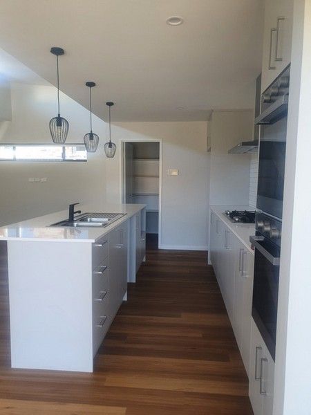 3 bedrooms House in 80 Forrest Road HAMILTON HILL WA, 6163